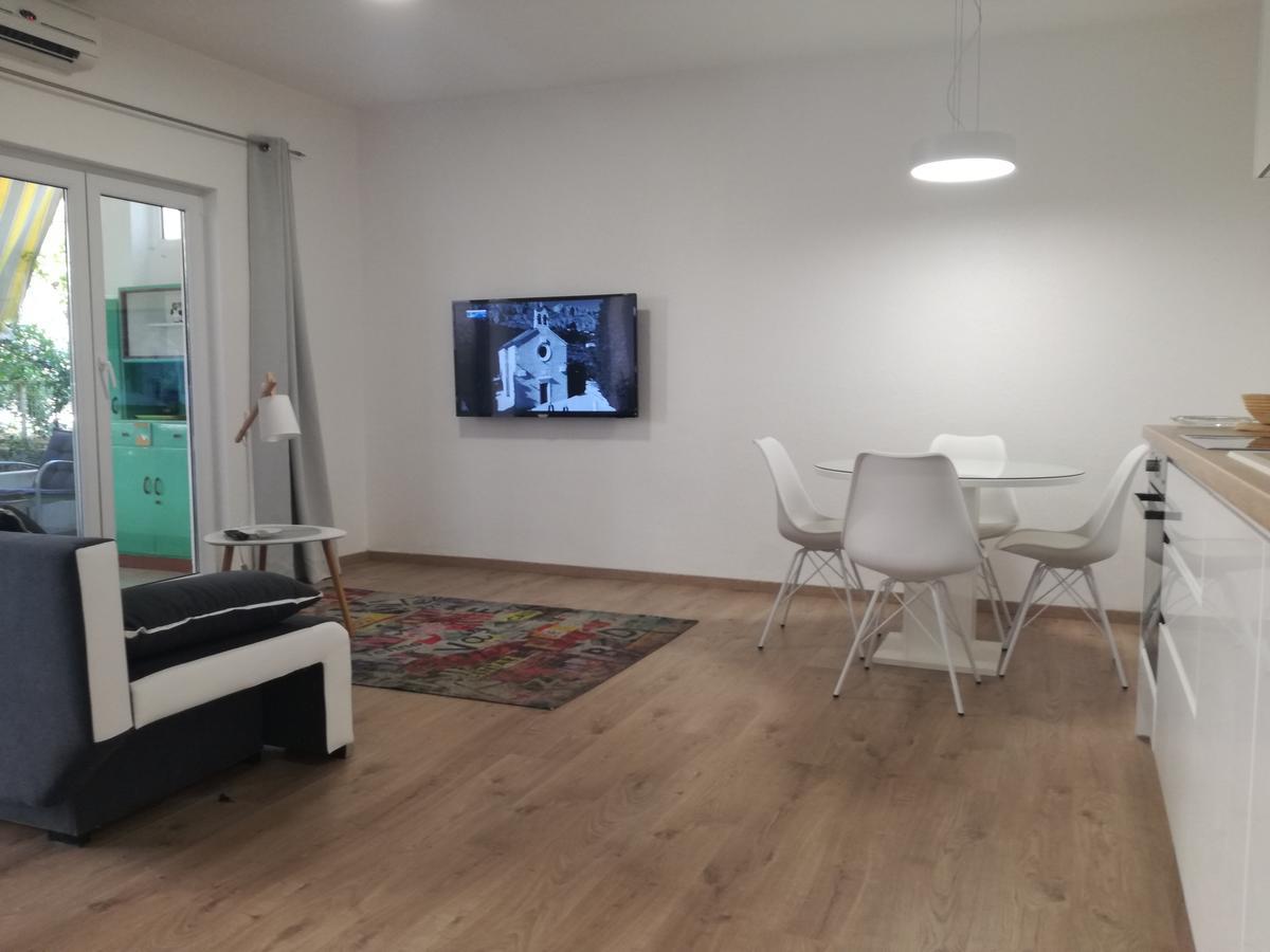 Centar Guest House Makarska Ngoại thất bức ảnh
